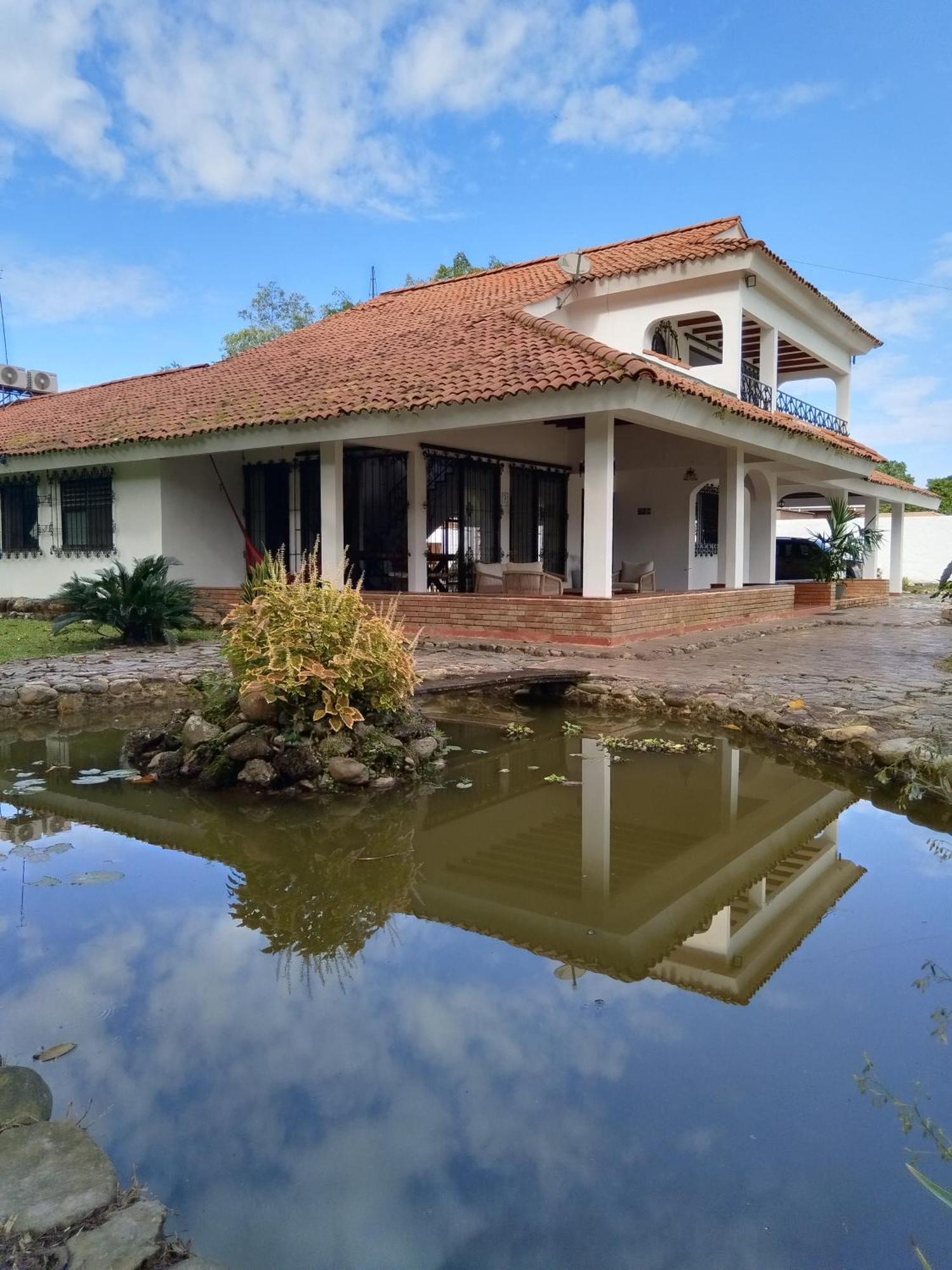 Doral House Villavicencio Bavaria Bagian luar foto