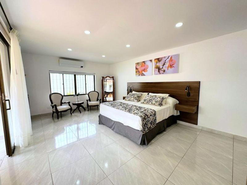 Doral House Villavicencio Bavaria Bagian luar foto
